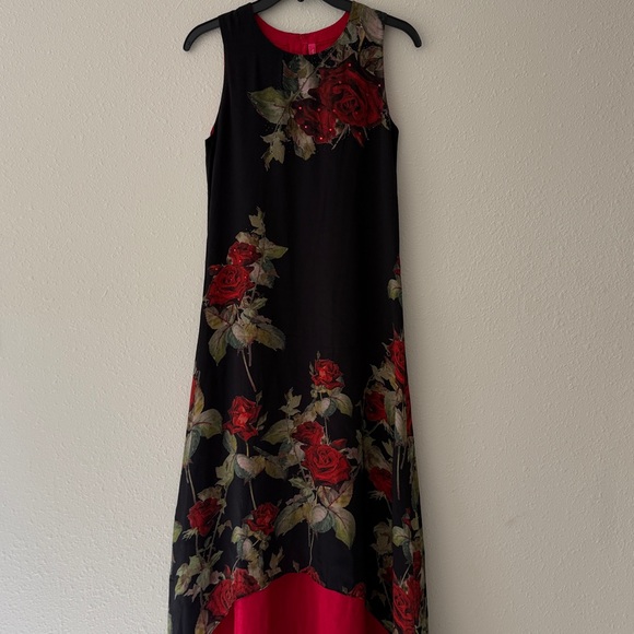 FORMAL ROSE PRINT GOWN - Picture 9 of 10